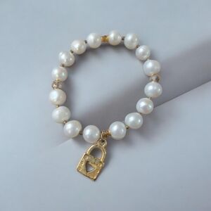 Pearl Bracelet with Gold Lock Charm
